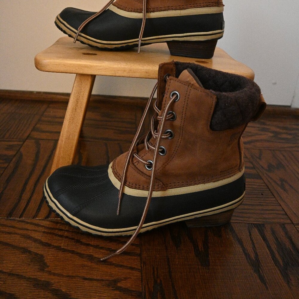 Sorel Women’s Insulated Duck Boots with Heel – Brown/Black – Size 10.5M